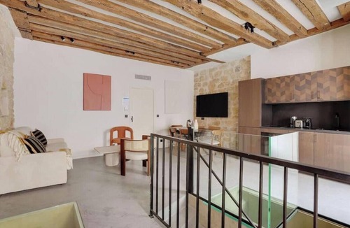 Archives Apartment | ELEGANT MARAIS RETREAT STEPS FROM PLACE DES VOSGES PARIS GEM