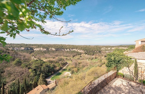 Venasque Villa | Elegant, modern residence in the heart of the village