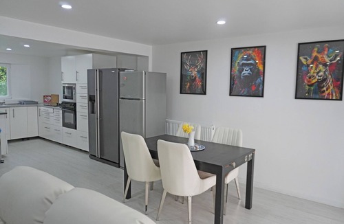 Mons - Plaine basse Apartment | Entire 2-bedroom apartment. At Zarius