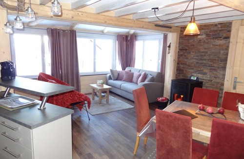 Metabief Ski Chalet | ENTIRELY RENOVATED CHALET "LE CLOS DES 9", IN METABIEF, 5 PEOPLE