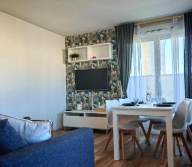 Noyer Renard Apartment | Escale horizon 2 bedroom apt near Orly airport