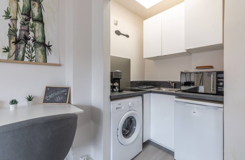 Gentilly Apartment | Esprit Tropical - Studio Apartment, Sleeps 2
