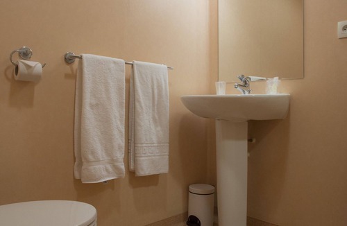 Saint-Jean-Baptiste Hotel | Ethic Etapes Cis Besançon