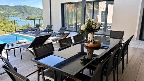 Saint-Vallier Apartment | Evasion au Bord du Rhône
