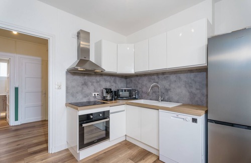 Le Creusot Apartment | Evasion Paisible - Proche parcs