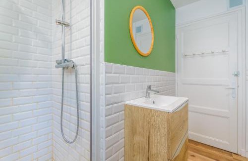 Le Creusot Apartment | Evasion Paisible - Proche parcs