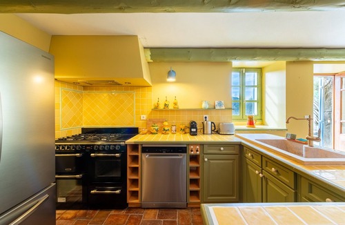 Montsegur-sur-Lauzon House | Exceptionnel ! Mas Provençal