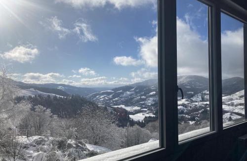 Saint-Jacques-des-Blats Apartment | Exceptionnel Loft