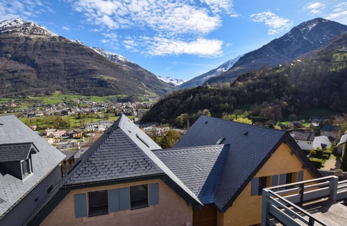 Luz-Saint-Sauveur House | für 12 Personen in Luz Saint Sauveur by Interhome