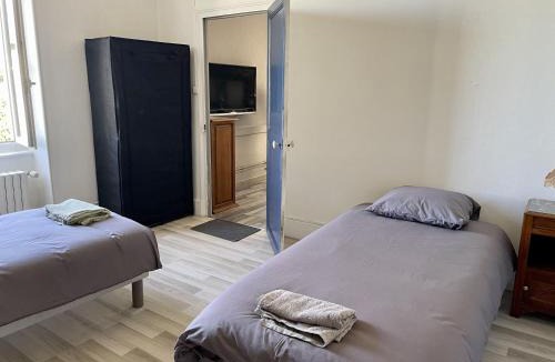 Imphy Apartment | F 36 Raimbaux 2 à 4 Personne 2 chambres Wifi Parking facile