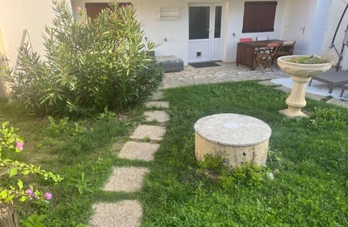Villeneuve-le-Roi Apartment | F2 Indépendant Dans Maison Proche RER C/tram T9