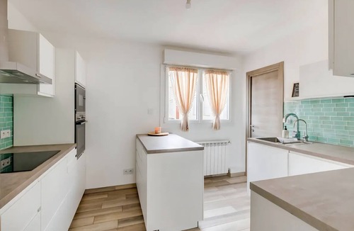 Thionville Apartment | F4 77 mp2 new home automation near station & bus Luxembourg