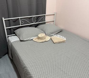 Roanne House | Face à la gare - Chambre 2