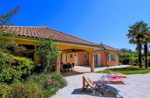 Cheyssieu House | Familiar and spacious with swimming pool near Vienne.