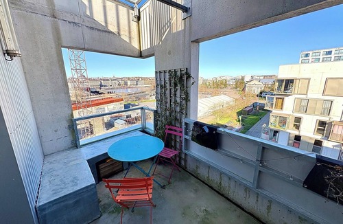 Sainte-Anne - Zone portuaire Apartment | Family apartment with terrace and view of Nantes