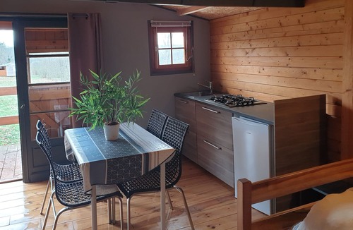 Rocamadour Ski Chalet | Family chalet in a small nature campsite
