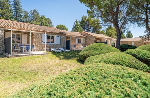La Roque-sur-Pernes House | Family cottage with pool n° 6