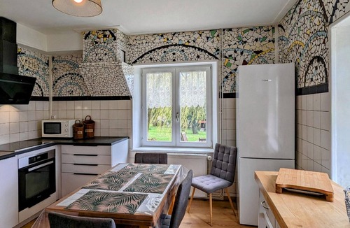 Hericourt Cottage | Family cottage in Héricourt with garden and parking near Belfort, 3 bedrooms