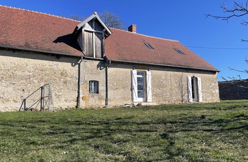 Meillard Cottage | Family cottage with shared pool and tranquil garden