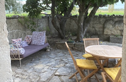 Tulette House | Family home amidst vineyards in Drôme provençale