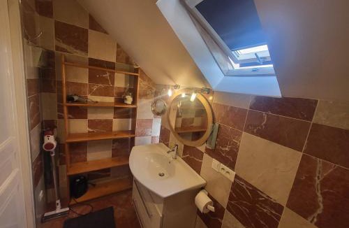 L'Hay-les-Roses House | Family Home, Metro Line 14, Orly Apt