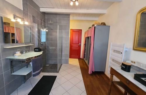 Remicourt Cottage | Family house 6 pers, Vosges valley, near Vittel, parking, garden