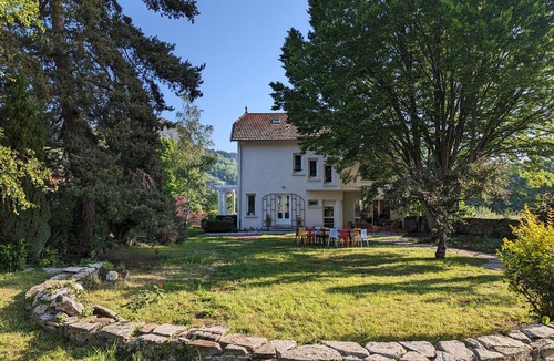 Chamalieres-sur-Loire Cottage | Family Retreat with Pool in Scenic Chamalières-sur-Loire