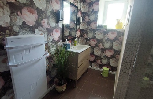 Ougney Bed & Breakfast | Family Room Bienvenue