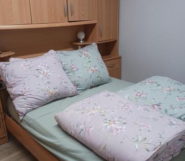 Lanfroicourt Apartment | Ferme aux Arbres, Gite, rez-de-chaussée, Parking clos par portail