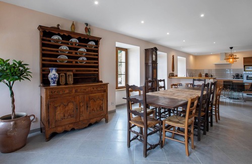 Brery House | Ferme de caractère renovée, panorama vallée Jura.