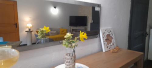 Vrecourt House | ferme des champs