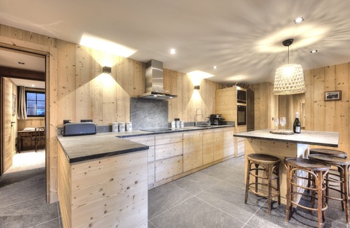 Saint-Nicolas-de-Veroce Ski Chalet | Ferme Picherie 25 personnes