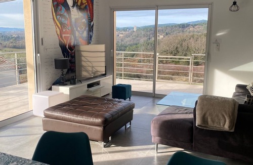 Vinezac Villa | Five-tower Ardèche family villa with swimming pool