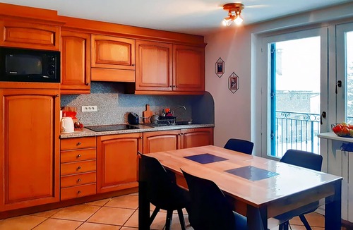 Chamonix City Centre Apartment | Flat Near The Slopes Chamonix Mont Blanc