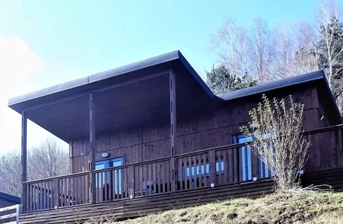 Neuveglise-sur-Truyere Ski Chalet | Flower Camping Le Belvédère * - Premium BELVEDERE chalet with lake view - 3 bedrooms and 2 bathrooms 6 people