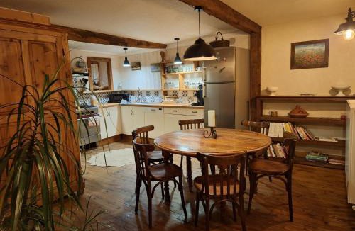 Saint-Jean-Saint-Maurice-sur-Loire House | Les Méandres de St Jean