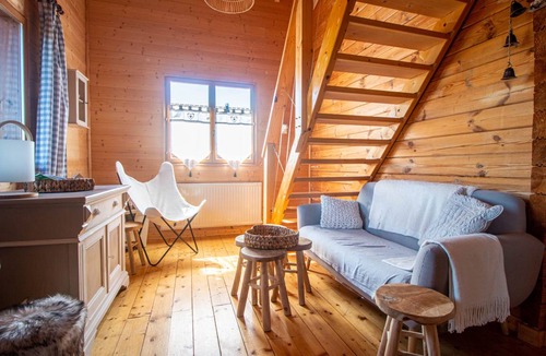 Saint-Laurent-en-Grandvaux Ski Chalet | 53 m² Chalet ∙ 2 bedrooms ∙ 6 guests