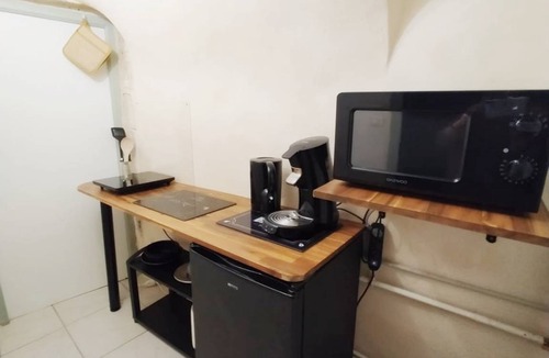 Saint-Paul-Trois-Chateaux Apartment | 12 m² Studio flat ∙ 1 bedroom ∙ 2 guests
