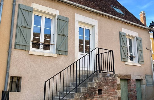 Treigny House | Au p'tit soulier de Puisaye, near Guédelon