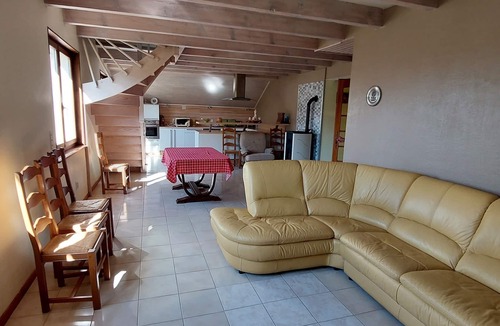 Plancher-Bas Apartment | Fully equipped 120 m² apartment with garden in 30 hectares of private forest