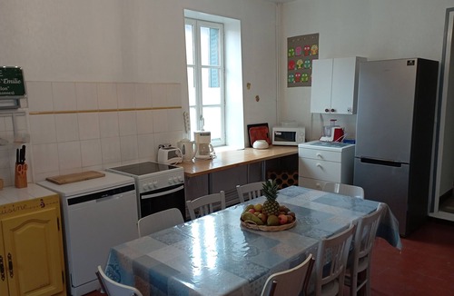 La Truchere House | Fully equipped gîte, ideal for a family, with swimming pool