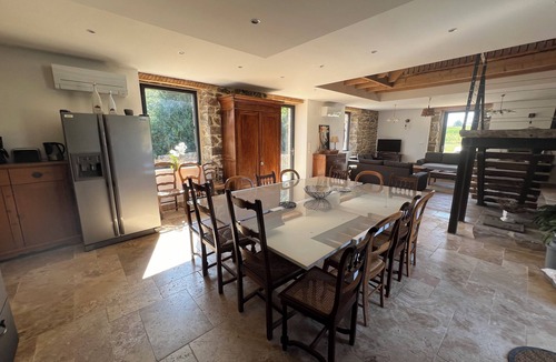 Peaugres House | Fully renovated farmhouse, 7 bedrooms, 7 bathrooms, 7 WCs, swimming pool, 2 terraces
