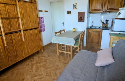 Prapoutel Apartment | Functional studio at the foot of the slopes with balcony