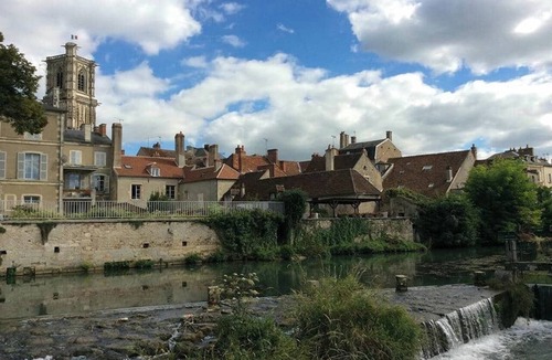 Clamecy Apartment | Furnished studio apartment