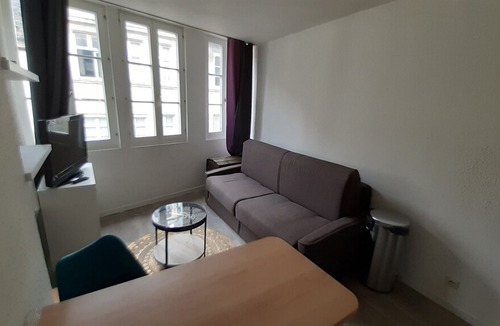 Besancon Apartment | Furnished Studio N301 Besancon - Rue Battant
