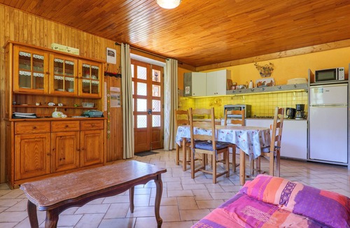 Montpezat-sous-Bauzon House | Gîte "À l’ombre du Tilleul": Mountain View, Private Terrace & Wi-Fi