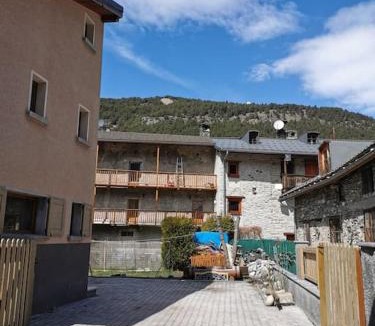 Bramans House | Gîte 14 pers LesOursFanfarons spacieux chaleureux