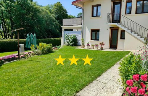 Foncine-le-Haut Apartment | Gîte 1805 Montagnes du Jura avec Spa et Sauna classé 3 étoiles