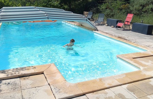 Villeneuve-de-Berg Apartment | Gîte 2 places Vallée de l'Ibie - South Ardèche in a quiet area with swimming pool