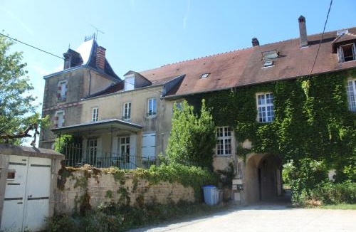 Villeneuve-sous-Pymont House | Gîte 3 du Château de Feschaux